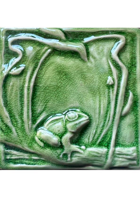 Right facing -Hand-made Arts and Crafts Style 4” frog tile
