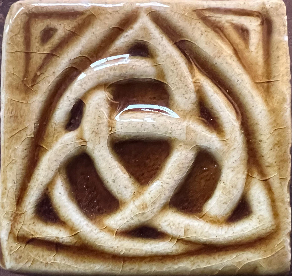 2"Celtic Trinity Knot Handmade Ceramic Tile | Irish Knot work Design, UK & Europe Delivery