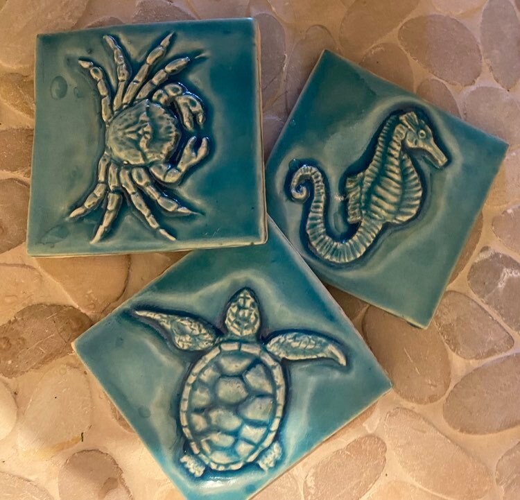 4”Ceramic sea Turtle tile in crackle blue