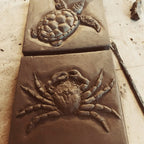 4”Ceramic sea crab tile in crackle blue