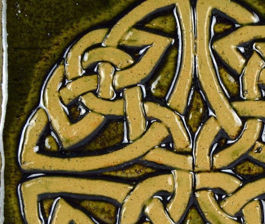 Celtic knot (Vine) ceramic bas relief tile in moss green glaze