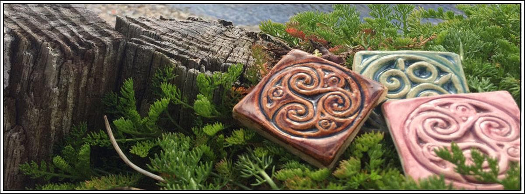2"Celtic Shamrock Handmade Ceramic Tile | Irish Good Luck Symbol